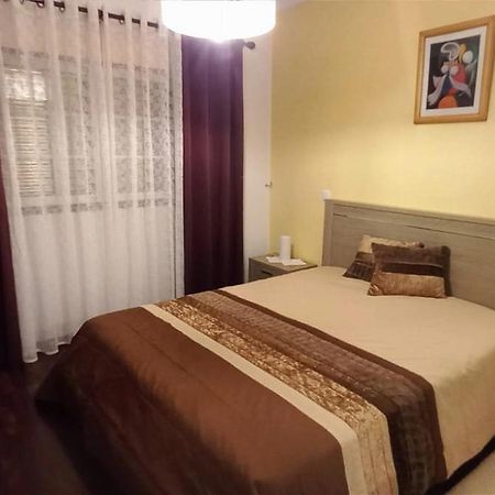 Cila'S Guest House فييرا دي ليريا المظهر الخارجي الصورة